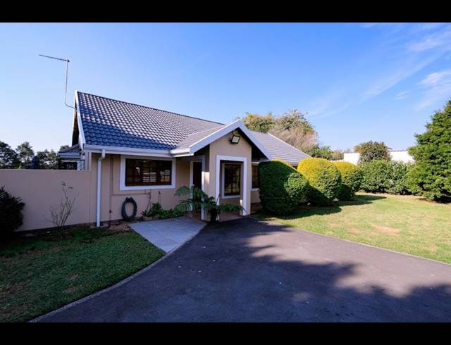 3 BEDROOM HOUSE FOR SALE IN WORLD'S VIEW